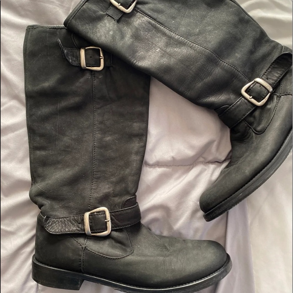 Steve Madden leather buckle boots